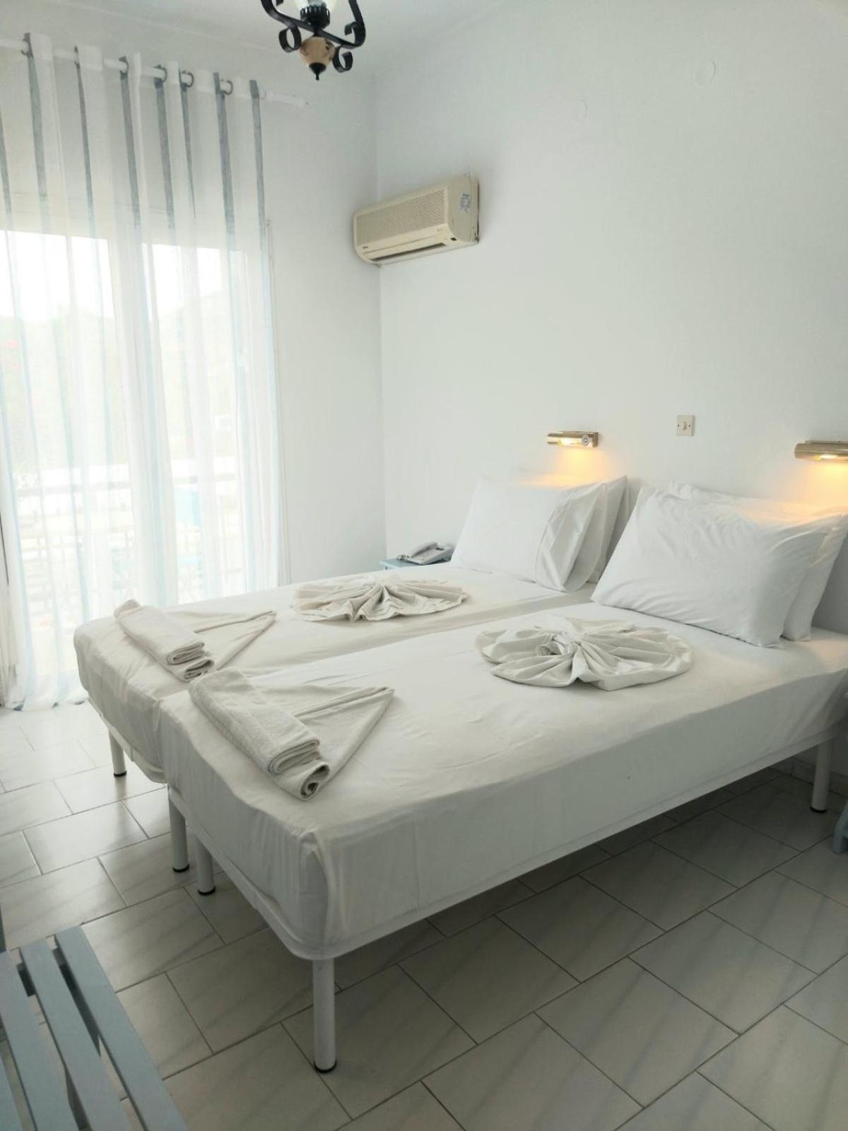 Hotel Katerina Питагорио Екстериор снимка