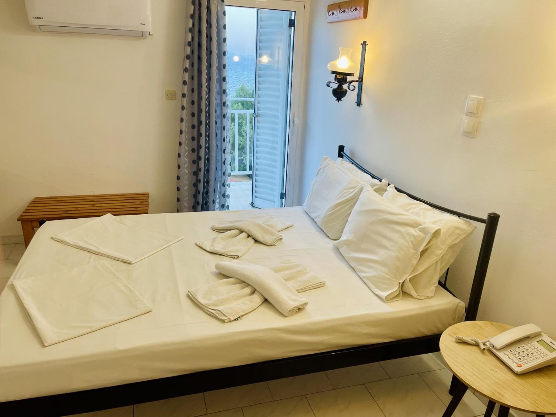 Hotel Katerina Питагорио Екстериор снимка